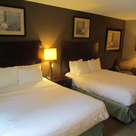 Research Park Inn St Louis West Chesterfield Saint Charles Room photo